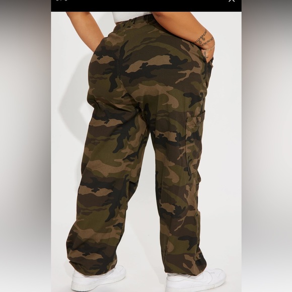 Camo Joggers - Picture 4 of 4